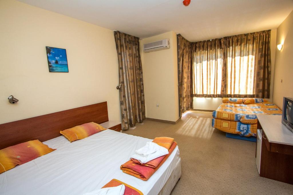 Salena Hotel بريمورسكو الغرفة الصورة